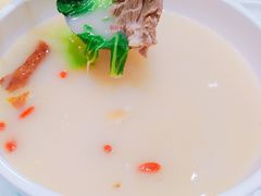 -皇城根·烤鸭·鱼头·家常菜(欧亚大观乐活城店)
