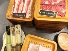 -牛YO寿喜烧·铁板烧和牛火锅自助(市府恒隆店)