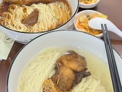 -百年老字号·观振兴蟹黄面·三虾面·苏式面(观前街富仁坊巷店)