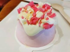 春樱白桃雪山蛋糕-星巴克(武汉江夏中百广场店)