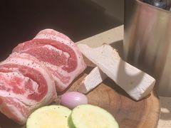 -蚂蚁洞·烤肉大营地(上海静安大悦城店)
