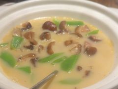 -爱碗亭·鲜炒湖南菜(壹城中心店)