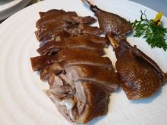 自家制酱香鸭-柴门头啖汤·经典川菜·慢火汤品(锦城万达店)
