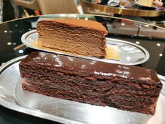 千层黑巧蛋糕-Awfully Chocolate(来福士广场店)