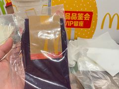 -麦当劳(世界城广场店)
