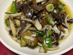 -邱二餐馆