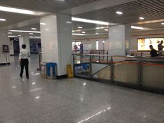 -常熟路(地铁站)