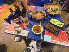 -马路边边串串香形象店(磐石路店)