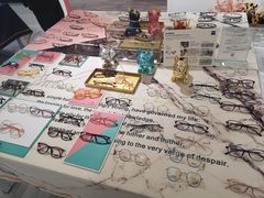 -肆兮眼镜·蔡司·徕卡战略合作店(大坪店)