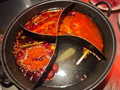 -朱光玉火锅馆(小寨原力场店)