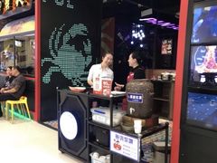 -胖哥俩肉蟹煲(湖滨银泰in77店)