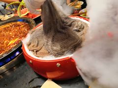 -茅草房·河畔园林火锅