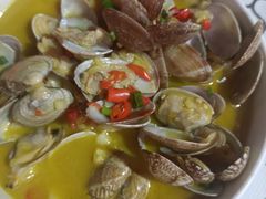 -龙巢盱眙龙虾·鸡煲·烧烤宵夜(坪洲店)