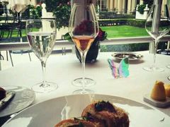 -Epicure