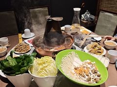 -东来顺铜锅炭火涮肉(上地华联店)