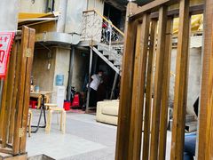 门面-沪西老弄堂面馆(定西路店)