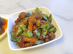 嘉丰小炒肉-嘉丰湘菜馆(芳群园店)