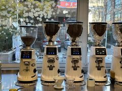 -HUGS coffee(东区店)