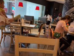 大堂-必胜客(兴华中路PH店)