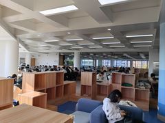 -上海交通大学闵行校区-包玉刚图书馆