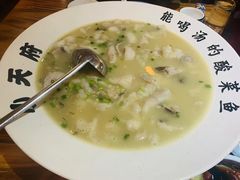 -严记小天府酸菜鱼(西四路店)