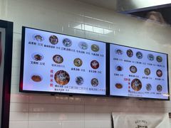 -红鼻子桂林米粉(金唐新光界店)