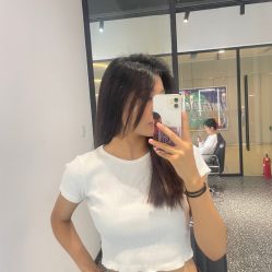 -丝语萱形象