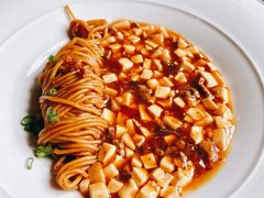 麻辣豆腐牛肉松拌面-三号黄浦会Canton Table