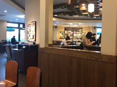 大堂-星巴克(无锡百联奥特莱斯店)