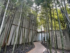 -穹六人间 people 6(岳阳路店)