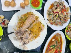 -小海豚•老字号海鲜餐厅(天涯店)