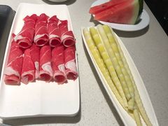 -海底捞火锅鲜切牛肉主题店(长寿路店)