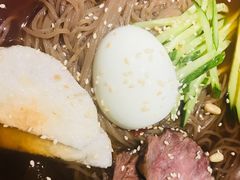 -唯成•韩国炭火烤肉 유성고기