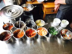 -巍山火巴肉饵丝(大理古城店)