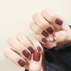 -Pink You美甲洗眉纹绣定制中心
