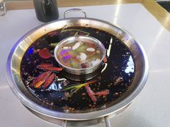 鸳鸯锅-百口川老火锅(西科大新区店)