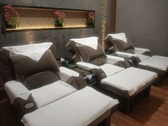 -臻享养生·SPA·影院式足道(汇臻店)