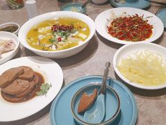 -月枫江南小馆(绿地缤纷广场店)