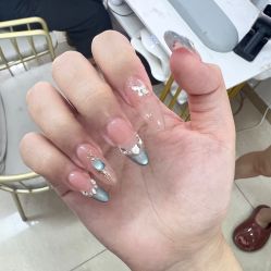 -尤米一站式美甲美睫