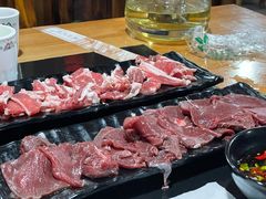 -果松木炭酸菜铜火锅·外婆参鸡汤