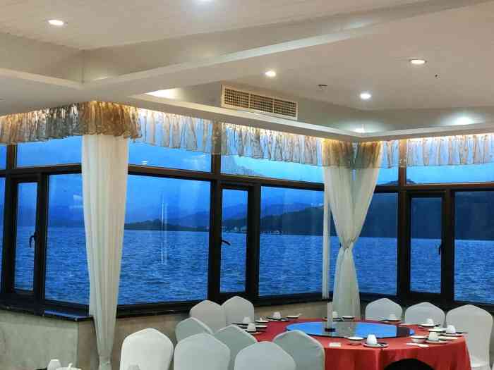 建湖向阳国际渔港酒店图片