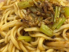 -方铲铲·成都板凳面(滨江银泰店)