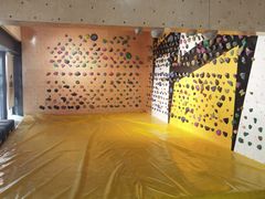 -问山MountQuest攀岩馆