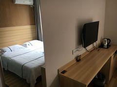 -莱克悦居酒店(江汉路步行街店)