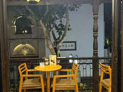 -猫的天空之城概念书店(杭州南宋御街店)