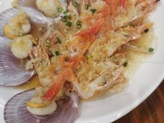 蒜蓉开边虾拼半月贝-糟粕醋·椰苑海南菜餐厅(亚龙湾天域酒店)
