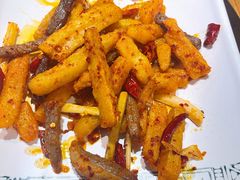 手撕牛干巴炒藕条-云海肴云南菜·蒸汽石锅鱼(北京良乡华冠店)