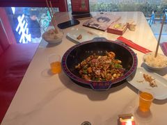 -何师傅美蛙鱼头(汉街店)