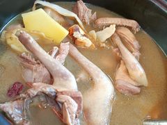 鲜茯苓煲鸽-东鸽皇(奥园·中环广场店)