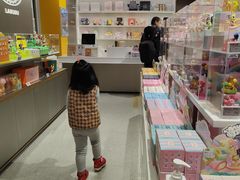 -泡泡玛特POPMART(柏威年购物中心店)